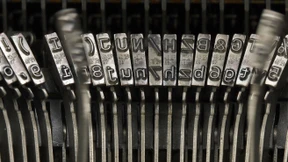 Kauft Schreibmaschinen 