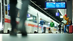 Sabotage drückt die Pünktlichkeit der Deutschen Bahn