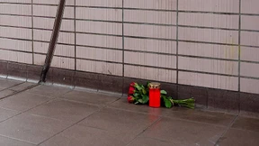 Kondolenzbuch für tödlich verletzten Helfer von S-Bahn-Unfall