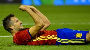 Spanien besiegt England