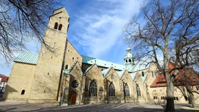 Kirchen-Fonds stecken Hunderte Millionen Euro in Unternehmenshandel