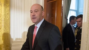 Trumps Top-Berater erschreckt die Bankenbranche