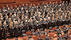 „Das Allertollste ist es, wenn ein Riesenchor ganz leise singt“