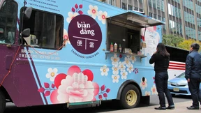 Mittagspause mit  Hummerbrötchen