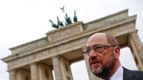 Schulz fordert von Merkel klare Kante gegen Trump