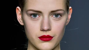 Die Köpfe hinter den Kleidern