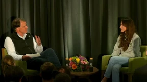 „AI Everywhere: Transforming Our World, Empowering Humanity“