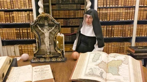 Ein 800 Jahre altes Buch soll das Kloster vor dem Konkurs bewahren