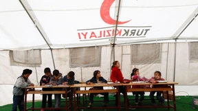 Milchpulver und Mullbinden 