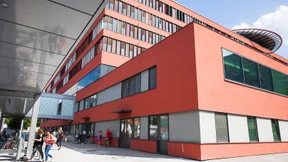 Sana-Klinikum will Mitarbeitern außertarifliche Zulage kürzen