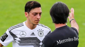 Löw darf in London nicht mit Özil reden