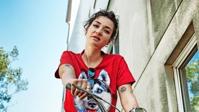 Herzschmerz gegen den Pflegenotstand