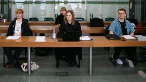 Prozess wegen Farbattacke vorerst ausgesetzt