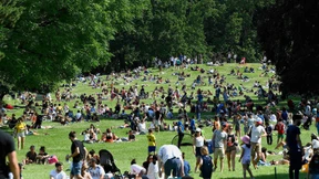 Wie die Pariser ihre Parks kaputtmachen