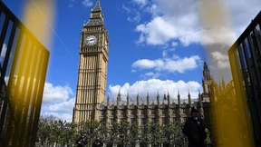 Neuwahl in Großbritannien treibt das Pfund