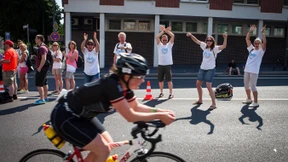 Natascha ist stark, doch die Hitze ist stärker