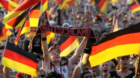 Pfarrer Rainer Schießler über die wohltuende Wirkung von Fußball und Kirche