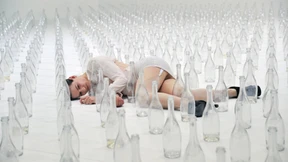 Großes Weibertrara mit Fassbinder im Münchner Marstall