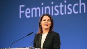 Baerbocks feministische Außenpolitik – „Kokolores“ oder bitter nötig?