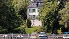 Wie die Commerzbank an reichen Kunden verdient