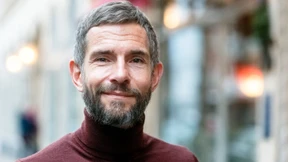 „Weidel sieht in ihrem weißen Rolli aus wie eine Person mit Halskrause“