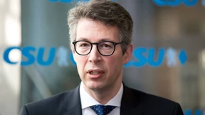 CSU-Generalsekretär: „Für AfD-Wähler wieder anschlussfähig werden“