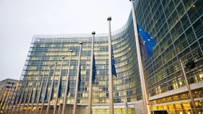 Brüssel droht mit Razzien