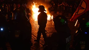 Nur Vandalen hassen die Polizei