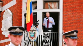 Assange fordert ein „Ende der Hexenjagd“