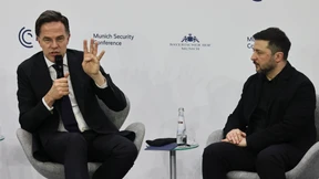 Eine Konferenz des Militärischen