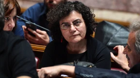 Mutter von Ministerin hebt 200.000 Euro ab