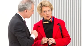 Nobel in Frankfurt, wankelmütig in Wiesbaden