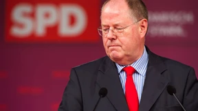 Steinbrück fordert mehr Geld gegen Jugendarbeitslosigkeit