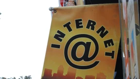 Anbieter von kostenlosem Wlan sind nicht für Datenklau haftbar