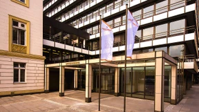 Berenberg will jetzt auch „normale“ Kunden bedienen