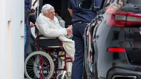 Papst Benedikt besucht schwer kranken Bruder