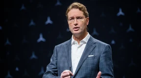 Mercedes-Strategie mit Risiken