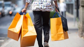 Verbraucherlaune steigt trotz Rezessionsgefahr