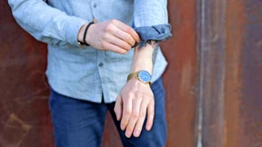 Tattoo-Regeln für Beamte werden gelockert