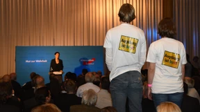 Provinzkonflikte in der Stadt des Friedens