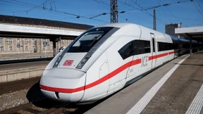 Bahn lässt Geflüchtete aus der Ukraine kostenlos nach Deutschland fahren