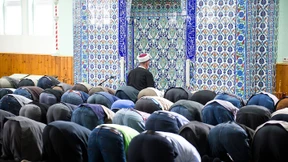CSU fordert Deutsch-Pflicht in Moscheen