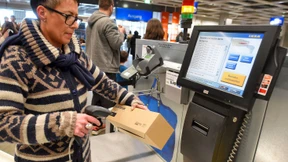 Wie ehrlich sind Kunden an der Ladenkasse?  