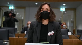 Abgeordnete von AfD und Union fordern Rücktritt von Ministerin Spiegel