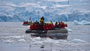 Umweltschützer fordern Einschränkung von Antarktis-Reisen