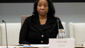 Notenbankerin Cook soll laut Berufungsgericht im Amt bleiben