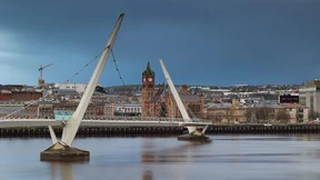 „Ins Gesicht geschossen. Bin noch hier.“