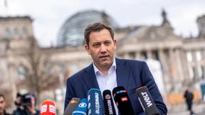 Klingbeil: „Das Paket wird Deutschland stärker machen“