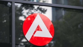 Warum die Arbeitslosigkeit stark steigt