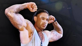 Wieses Muskelspiele im Kasperletheater